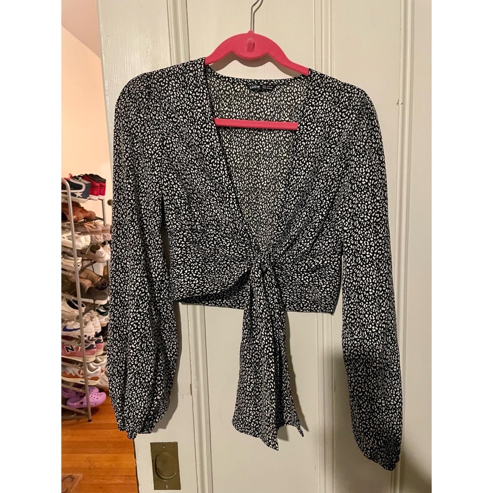 SHEIN medium blouse